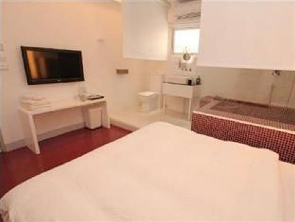 Bed and Breakfast Kenting The House Shanjiao Exterior foto